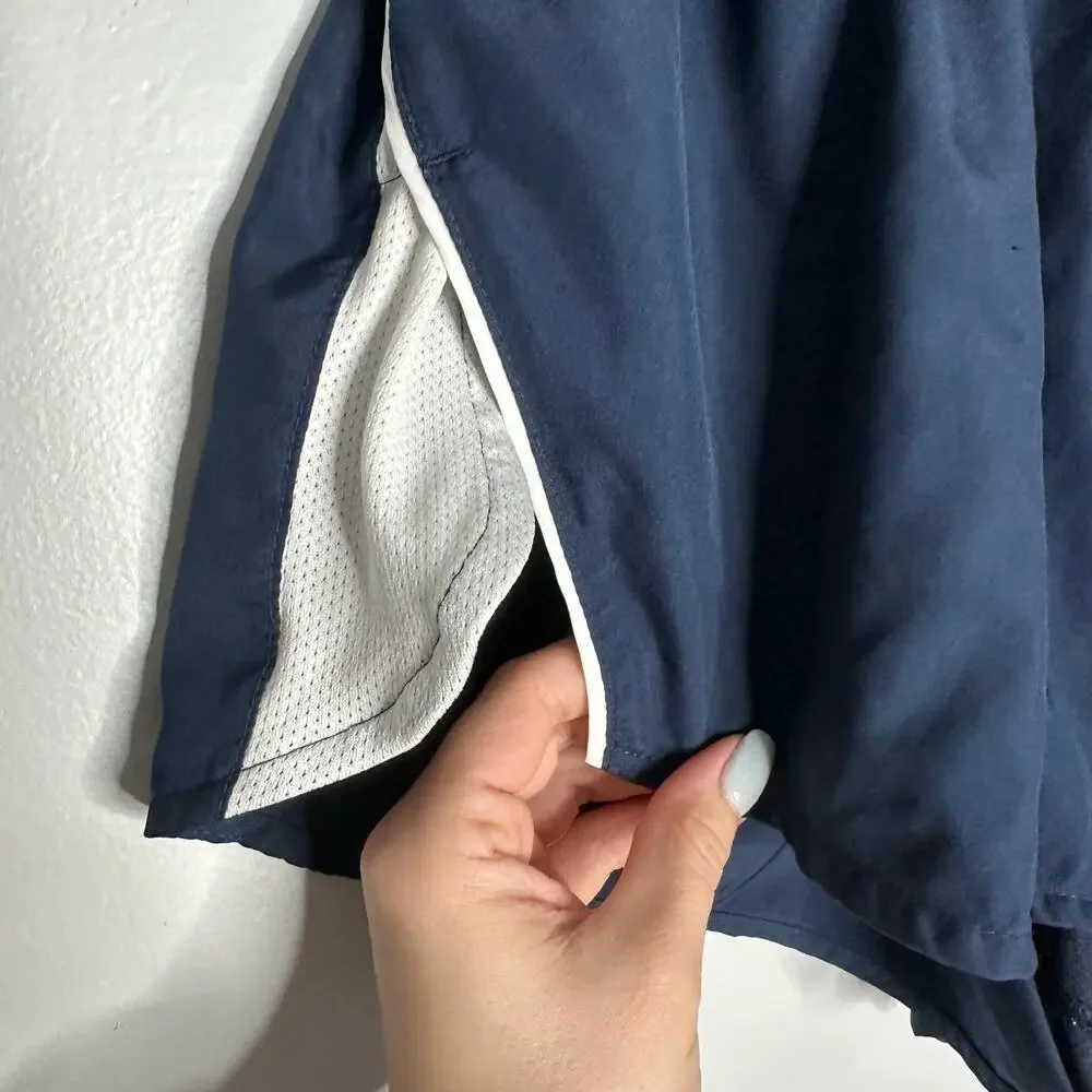 Nike Tempo Running Shorts Womens Small Navy Blue EUC‎ Dri-FIT Mesh Trim